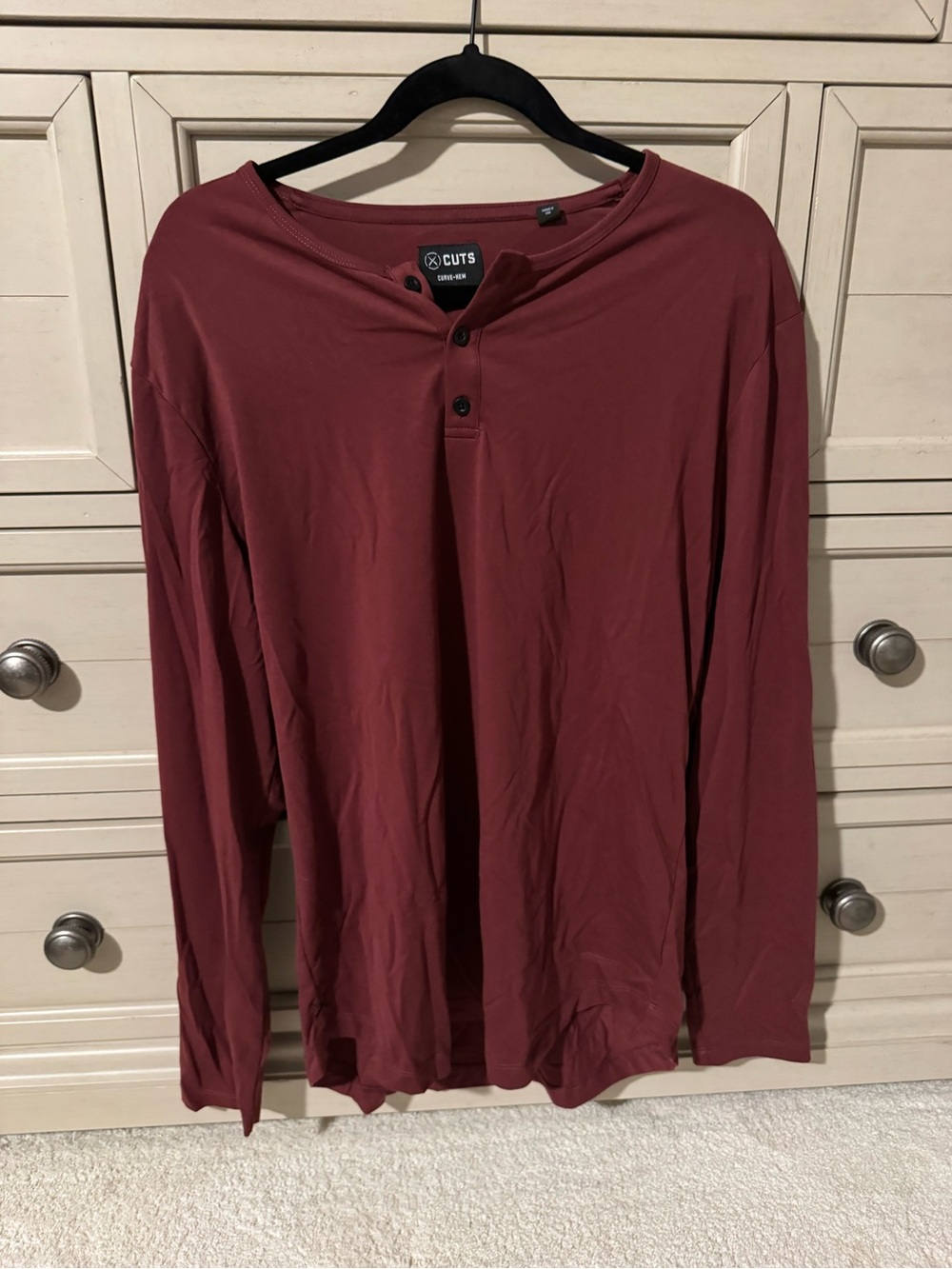 Cuts Clothing Men's Long-Sleeve Henley - Wine